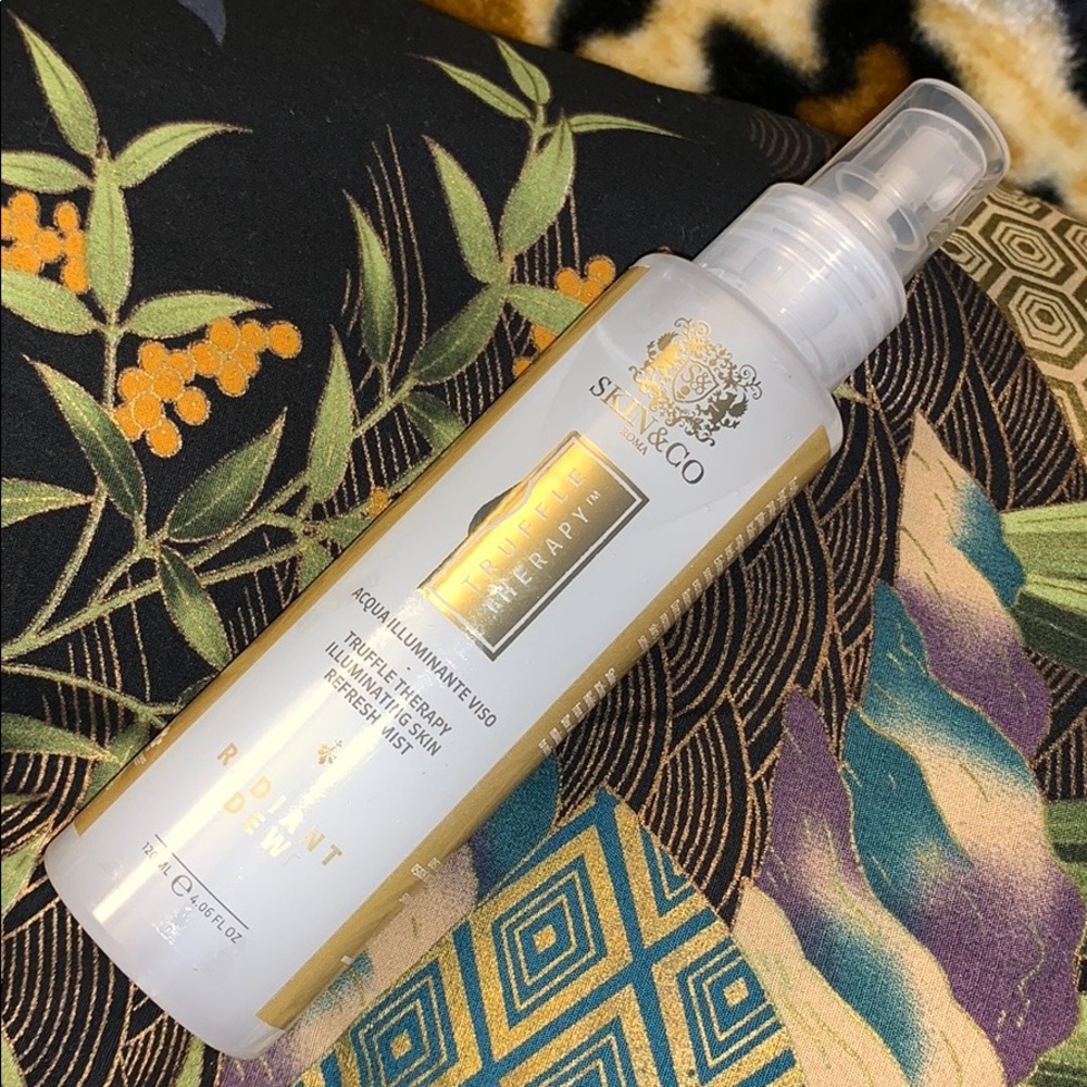 🆕 Skin & Co Truffle Therapy Radiant Dew Mist